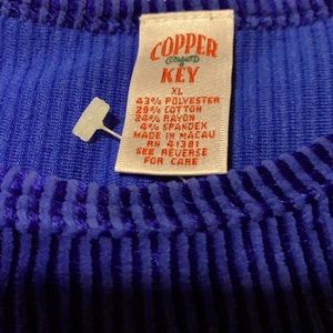 Copper key velvet top
